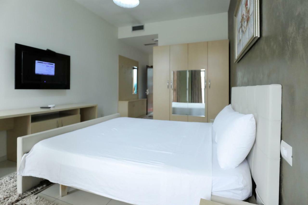 Hotel Gjuta Tirana Exteriér fotografie