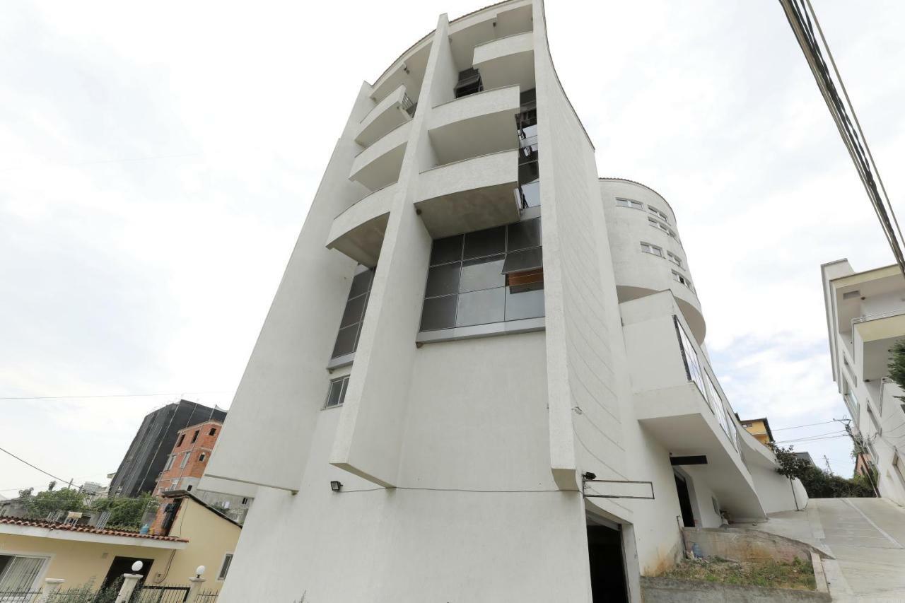 Hotel Gjuta Tirana Exteriér fotografie